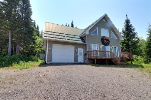 
															
													57
													
													Route du Valinouët
													
												
												Saint-David-de-Falardeau,
												QC 