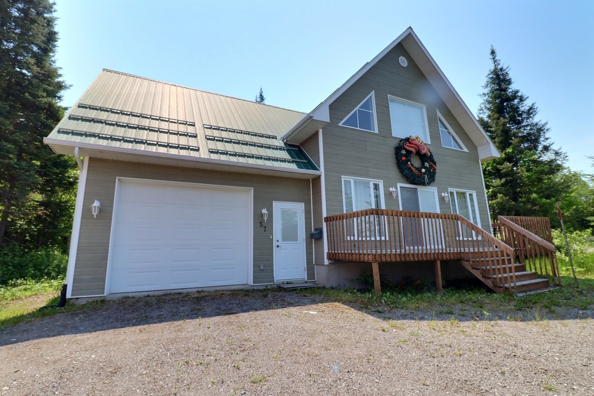 









57


Route du Valinouët

,
Saint-David-de-Falardeau,




QC
G0V1L0

