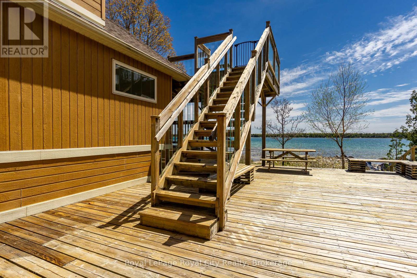 












584 WARNER BAY ROAD

,
Northern Bruce Peninsula,




Ontario
N0H2R0

