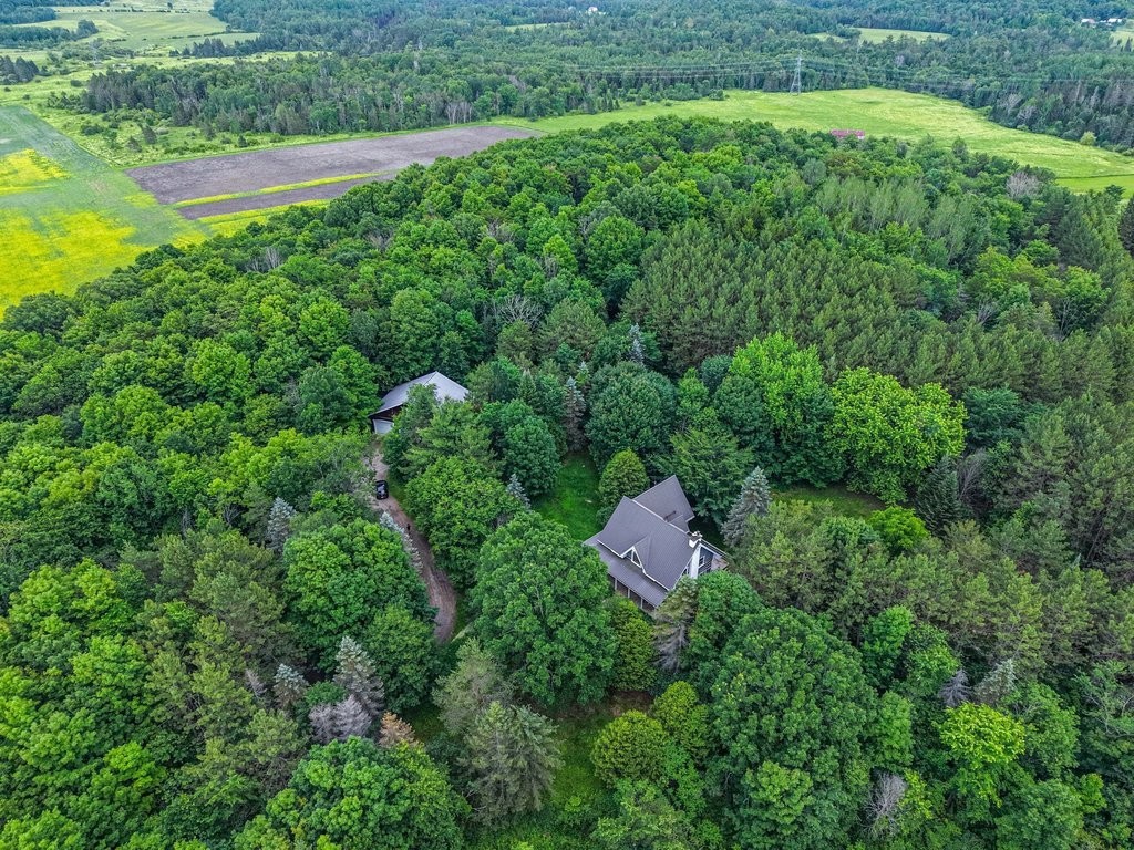 









120


Ch. Maxwell

,
La Pêche,




QC
J0X3G0


