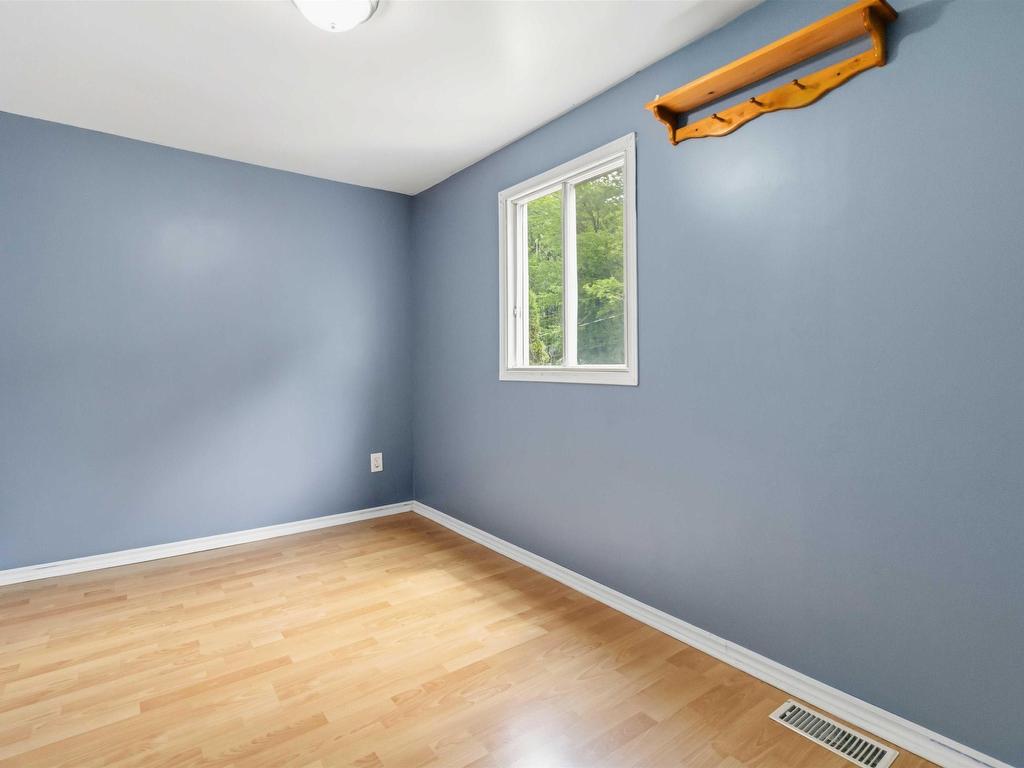 












20 Acorn Road

,
Spryfield,




NS
B3P 1G8

