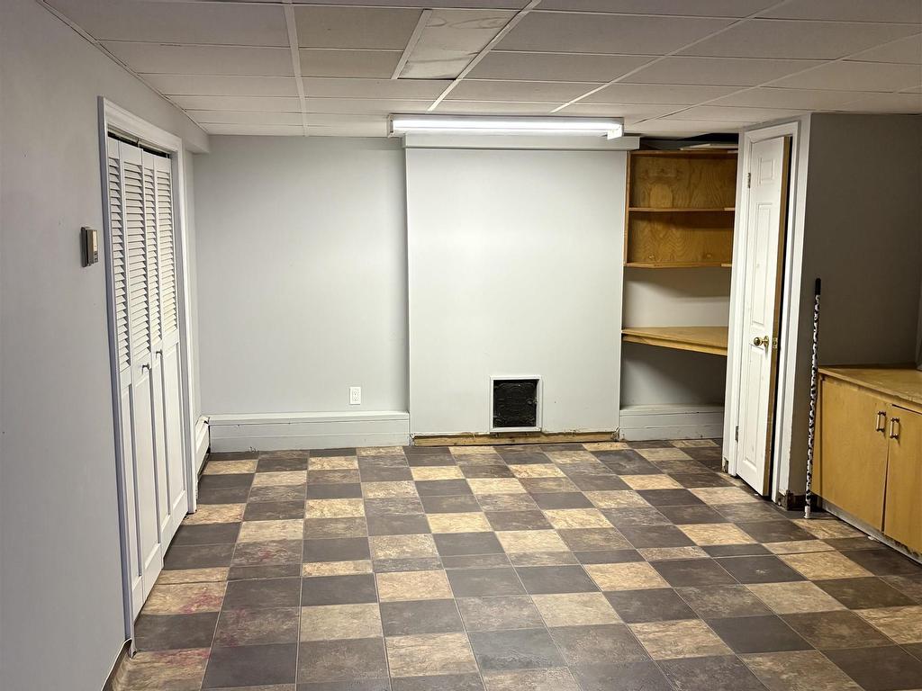 












167 Brunswick Street

,
Truro,




NS
B2N 2H7

