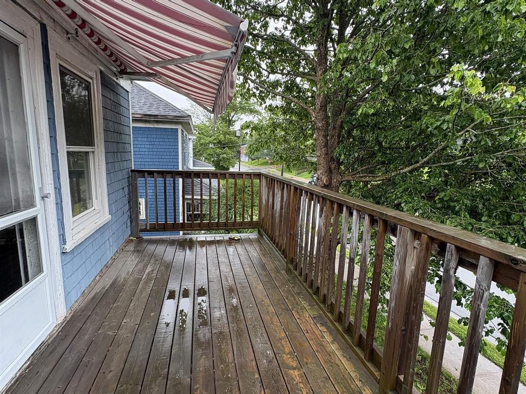 












167 Brunswick Street

,
Truro,




NS
B2N 2H7

