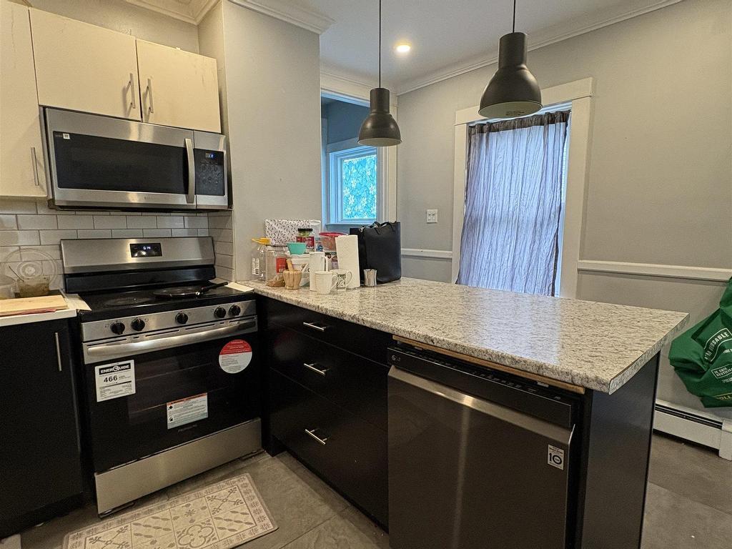 












167 Brunswick Street

,
Truro,




NS
B2N 2H7


