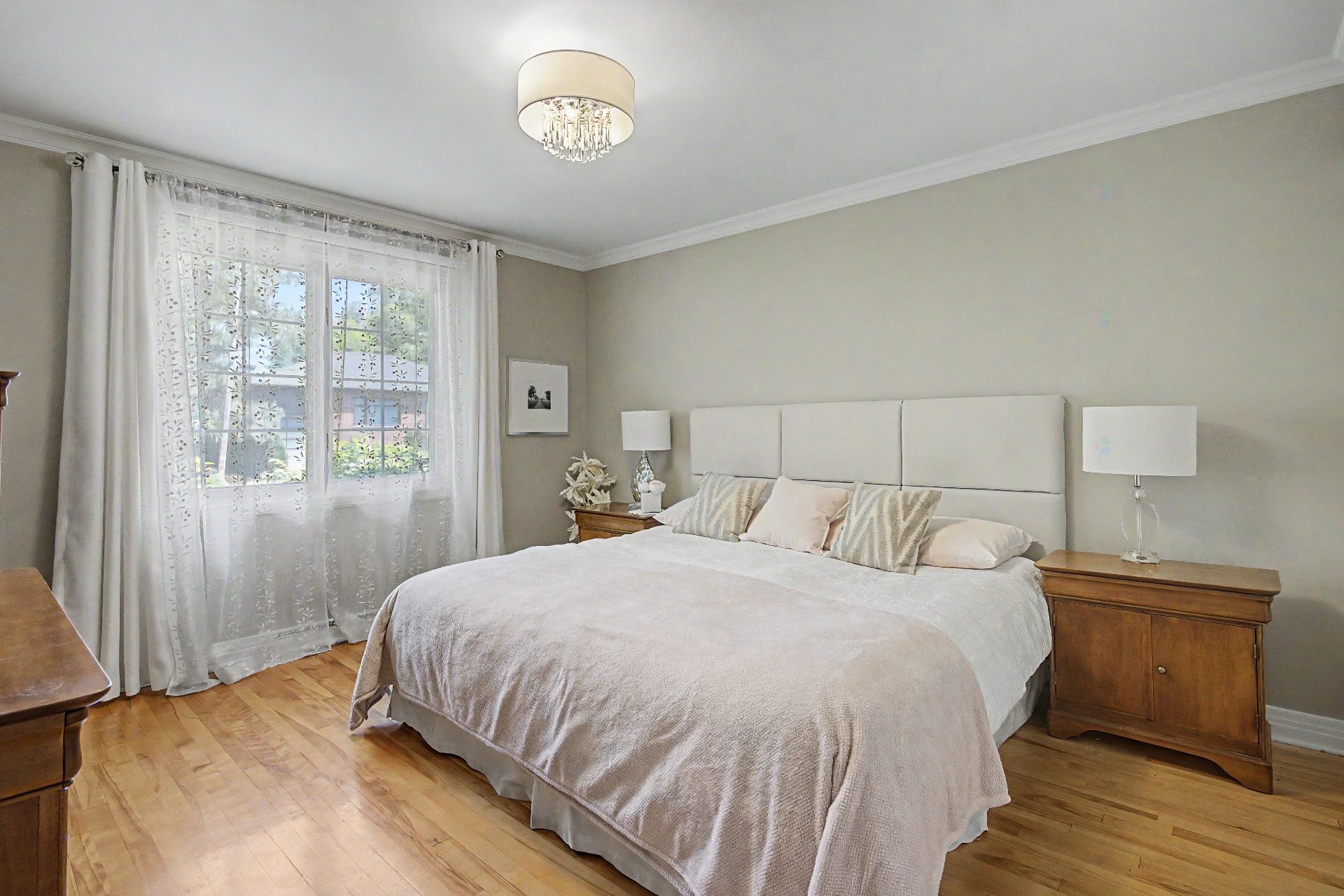 









1825


Rue de Bedford

,
Saint-Bruno-de-Montarville,




QC
J3V4A4

