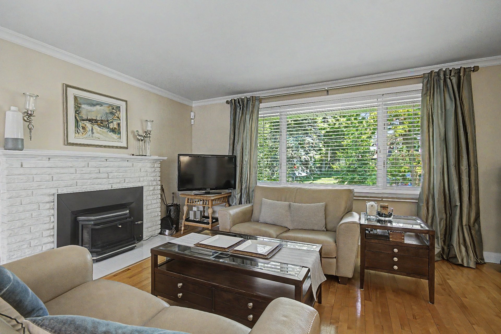 









1825


Rue de Bedford

,
Saint-Bruno-de-Montarville,




QC
J3V4A4

