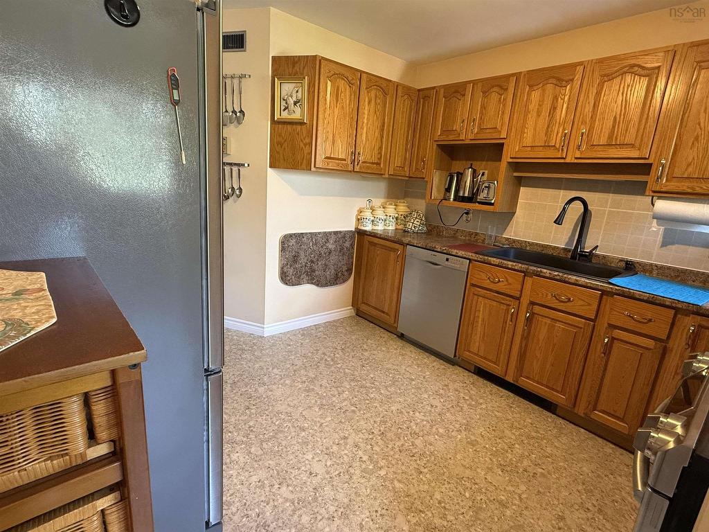 












3 Winchester Place

,
Truro,




NS
B2N 7A9

