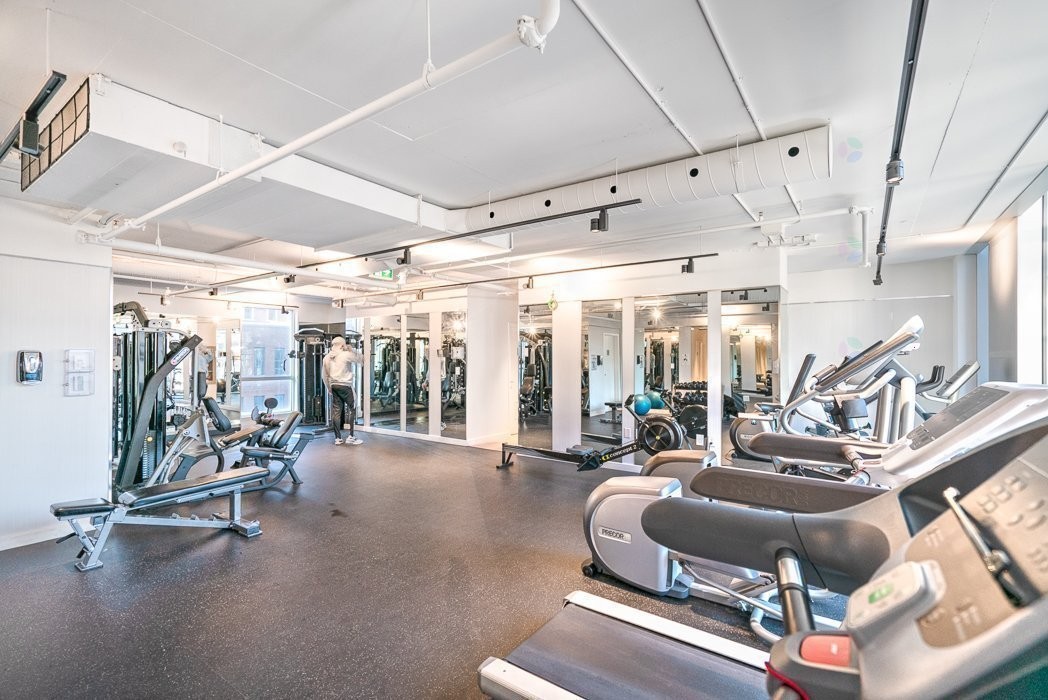 









1239


Rue Drummond

, 204,
Montréal (Ville-Marie),




QC
H3G0G4


