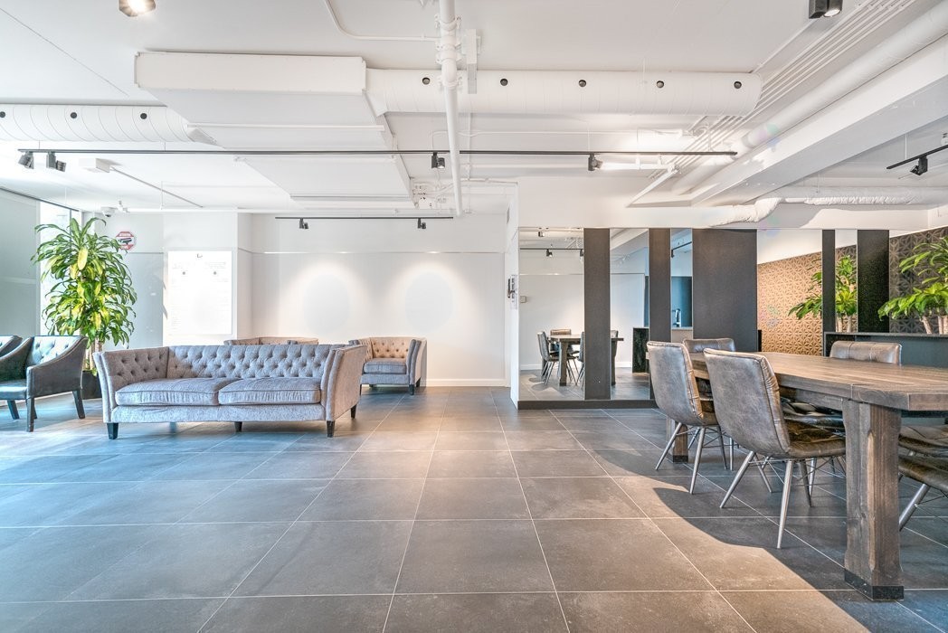 









1239


Rue Drummond

, 204,
Montréal (Ville-Marie),




QC
H3G0G4

