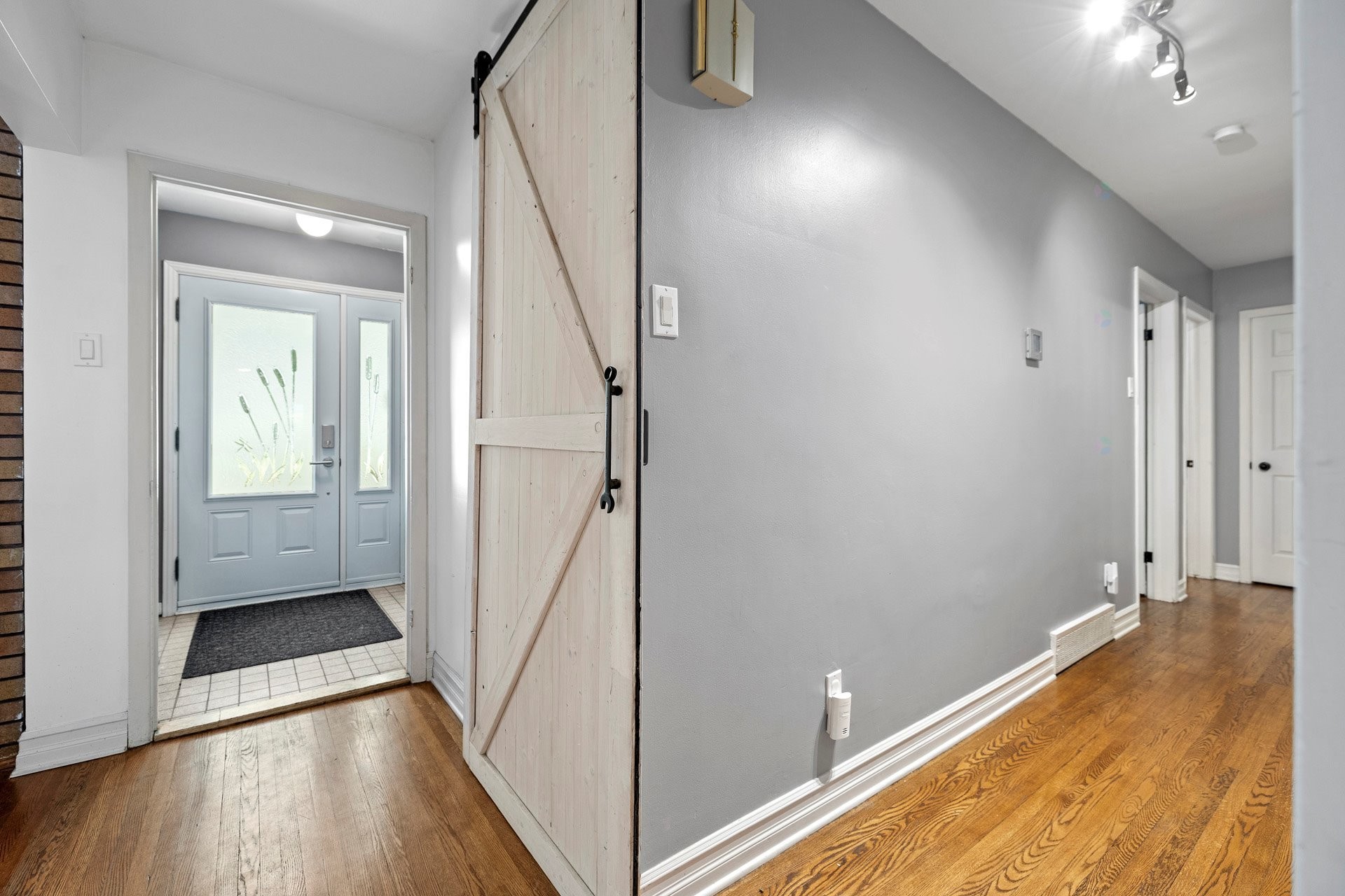 









15410


Rue de Boischatel

,
Montréal (Pierrefonds-Roxboro),




QC
H9H1Y8

