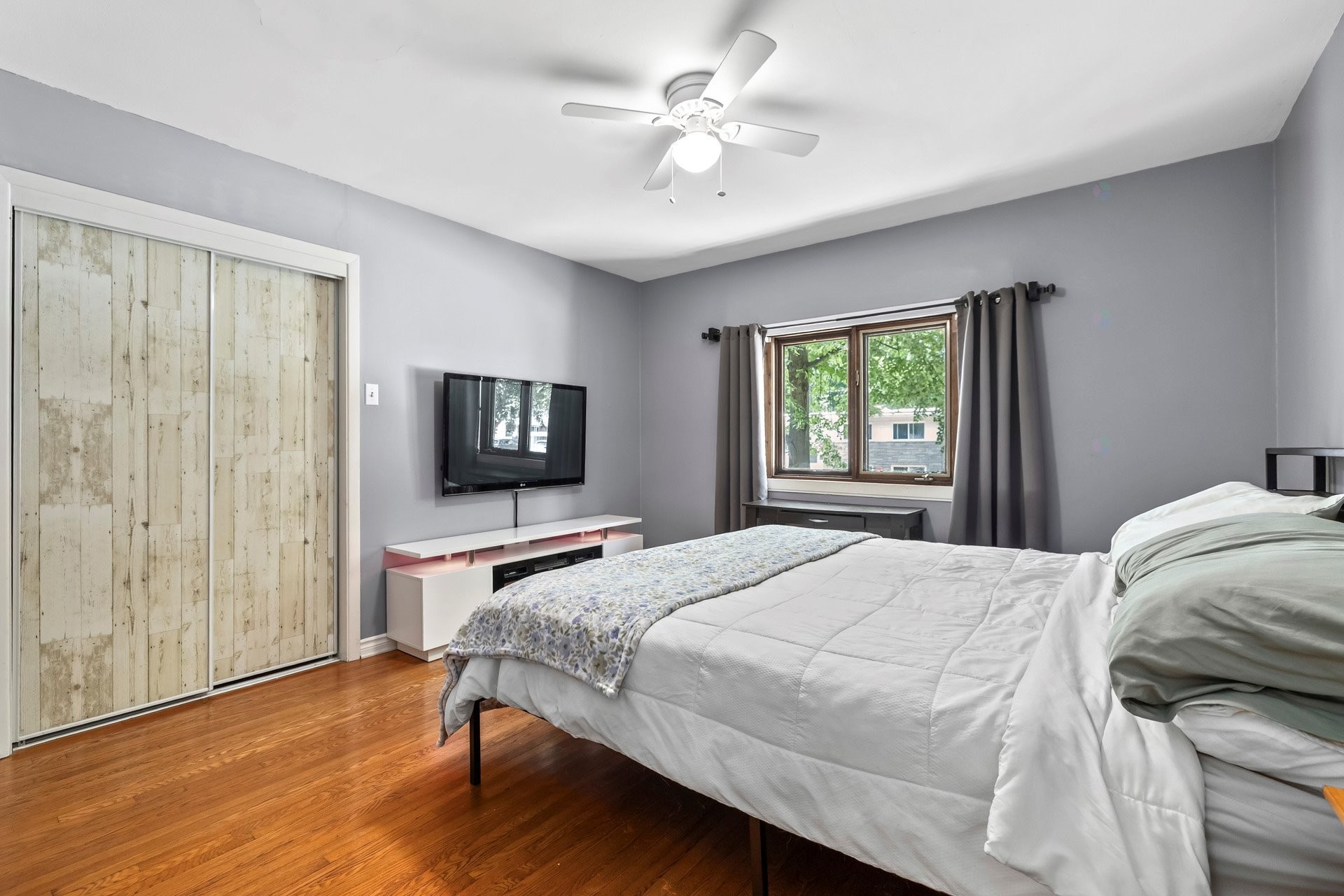 









15410


Rue de Boischatel

,
Montréal (Pierrefonds-Roxboro),




QC
H9H1Y8

