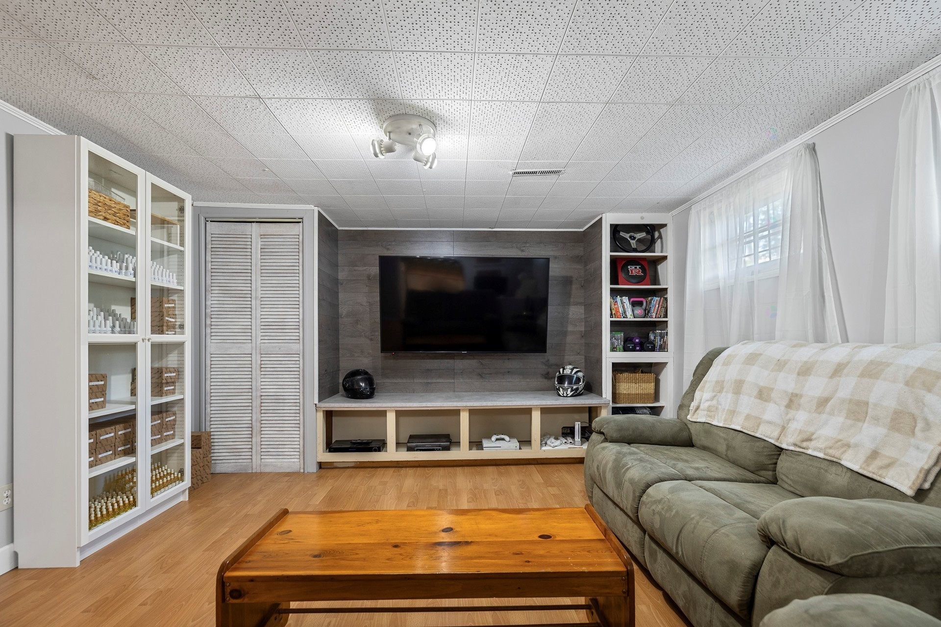 









15410


Rue de Boischatel

,
Montréal (Pierrefonds-Roxboro),




QC
H9H1Y8

