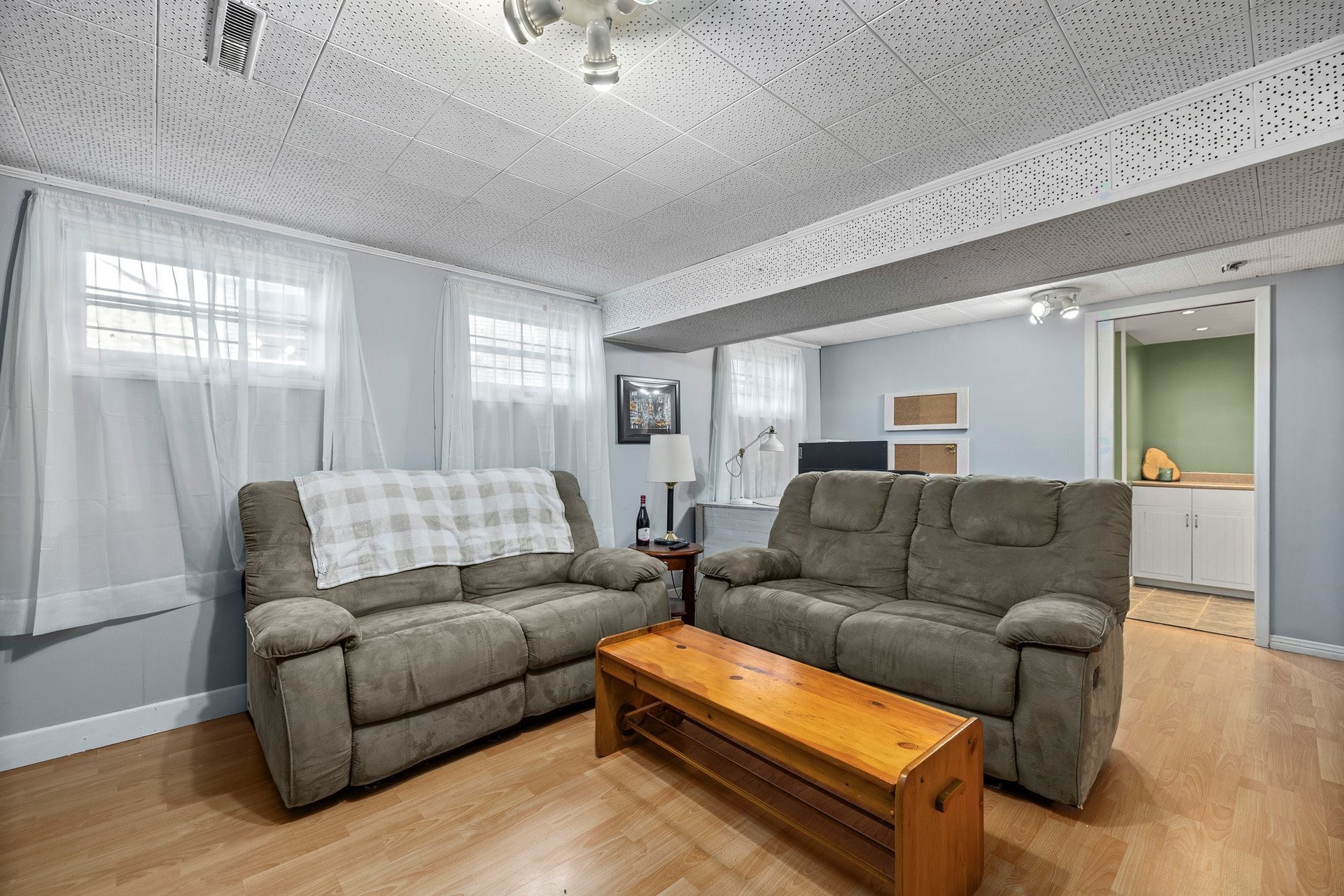 









15410


Rue de Boischatel

,
Montréal (Pierrefonds-Roxboro),




QC
H9H1Y8

