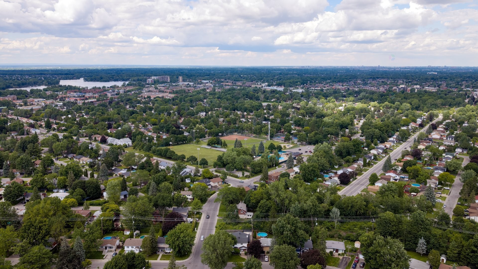 









15410


Rue de Boischatel

,
Montréal (Pierrefonds-Roxboro),




QC
H9H1Y8

