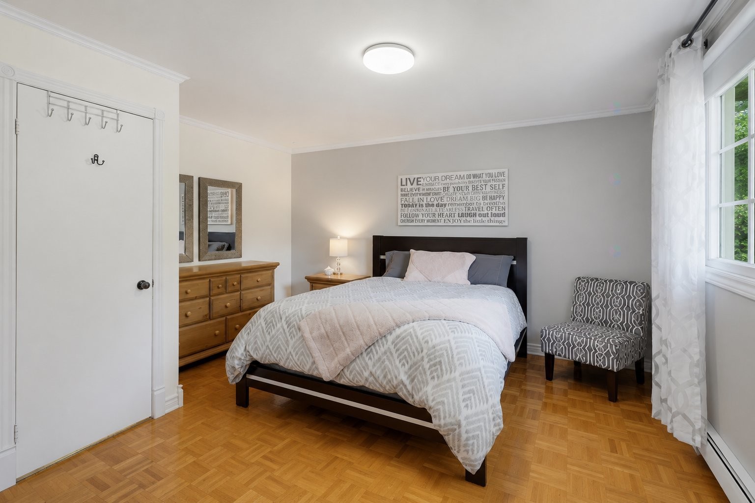 









201


Rue Bertrand

,
Gatineau (Buckingham),




QC
J8L3J4

