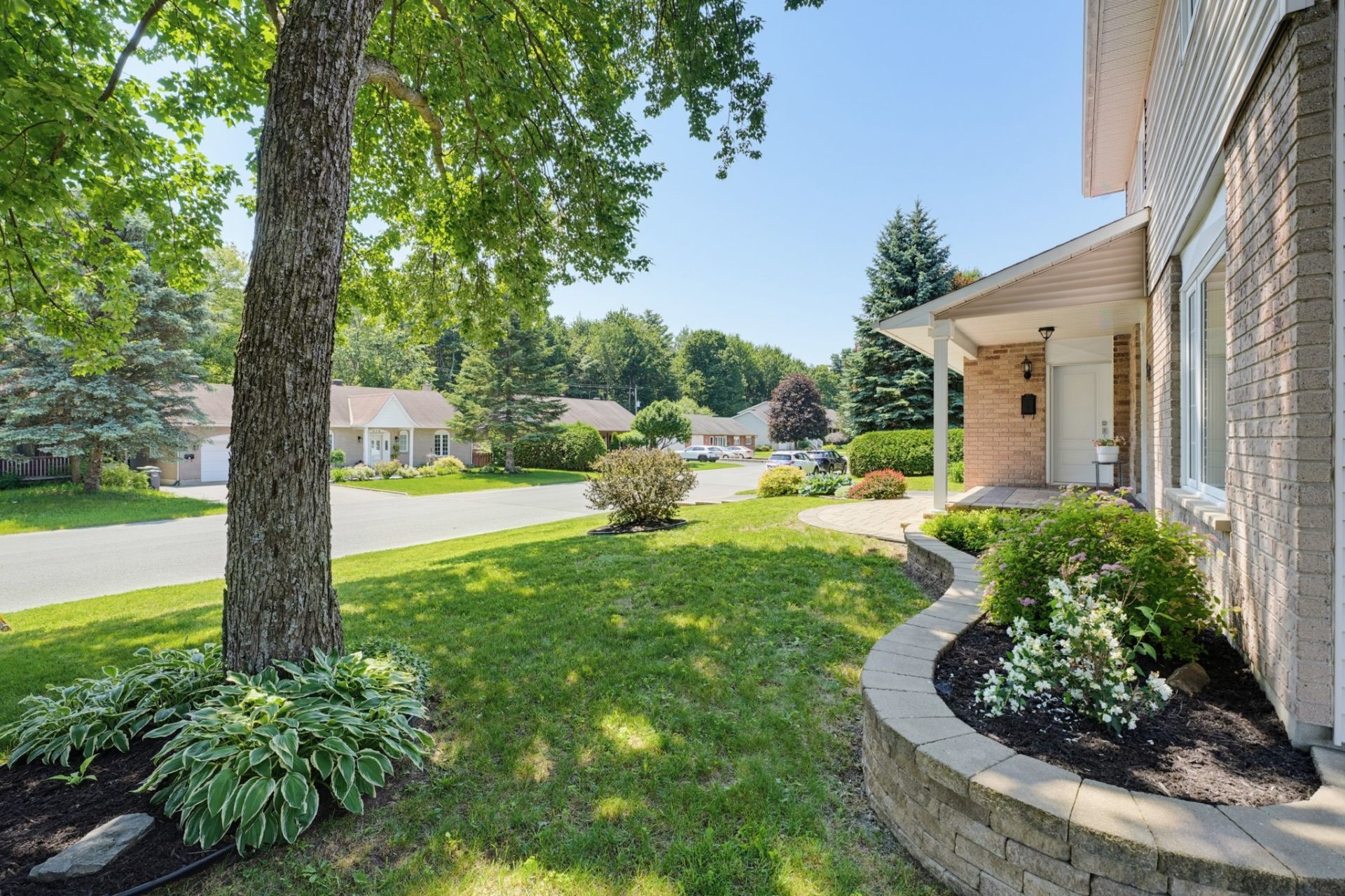 









201


Rue Bertrand

,
Gatineau (Buckingham),




QC
J8L3J4

