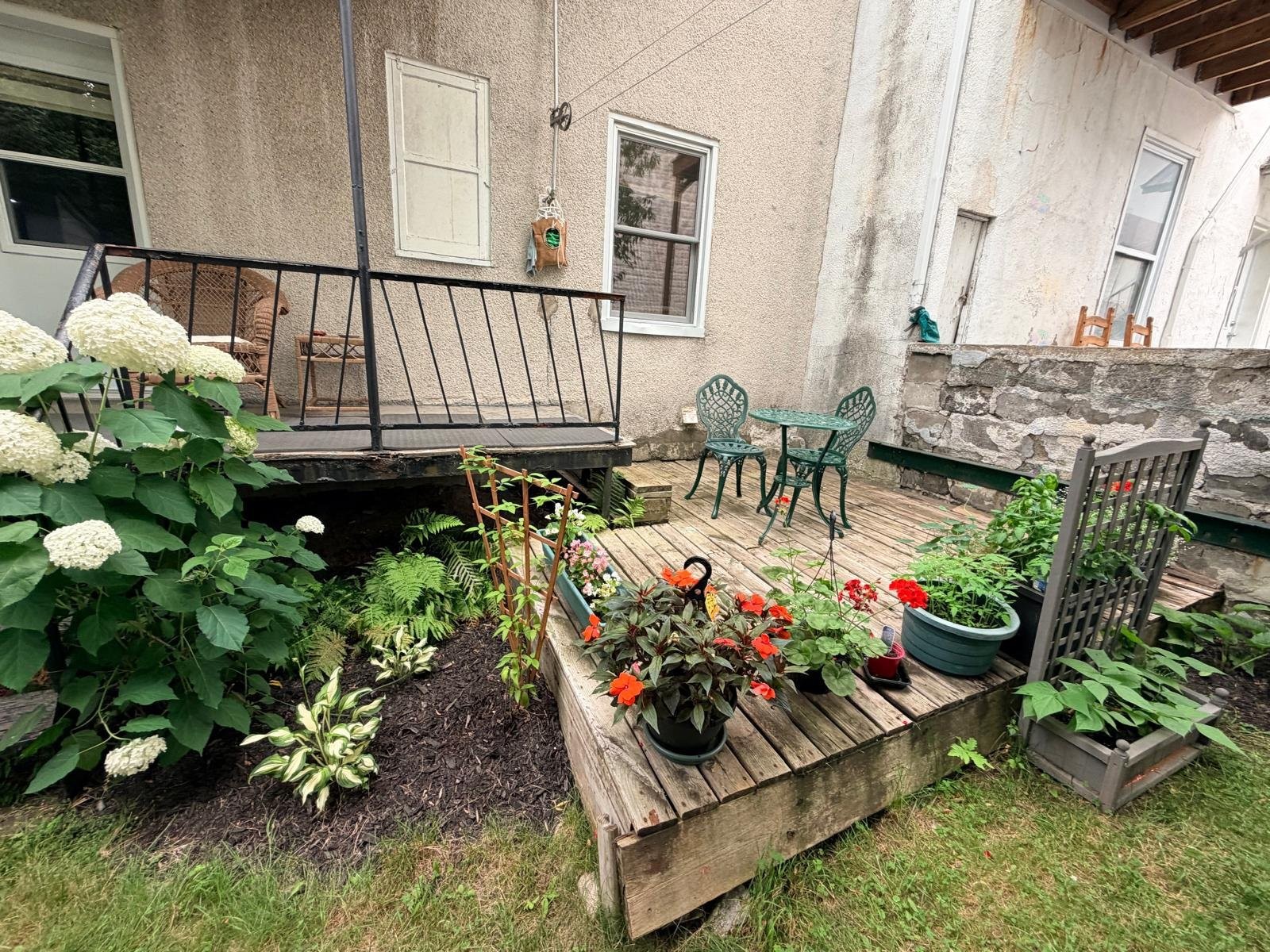 









157

 - 159


Rue Notre-Dame

,
L'Assomption,




QC
J5W3C9

