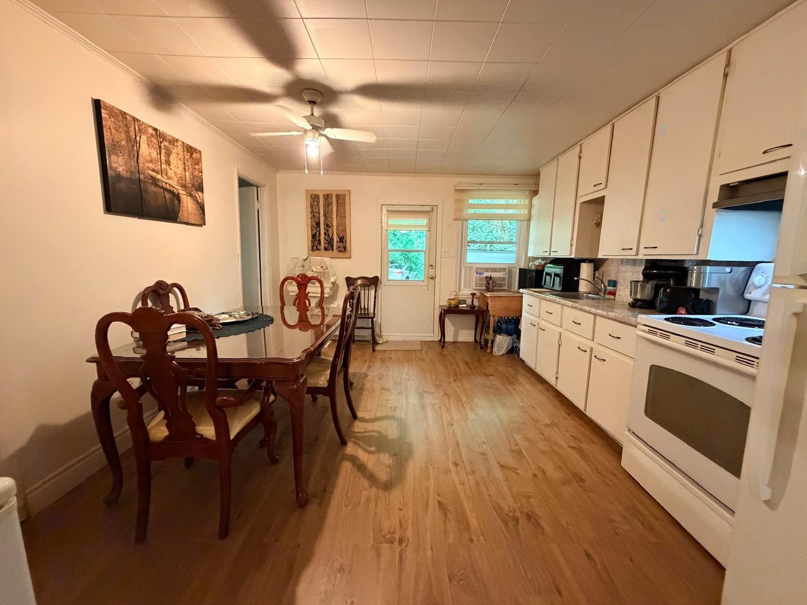 









157

 - 159


Rue Notre-Dame

,
L'Assomption,




QC
J5W3C9


