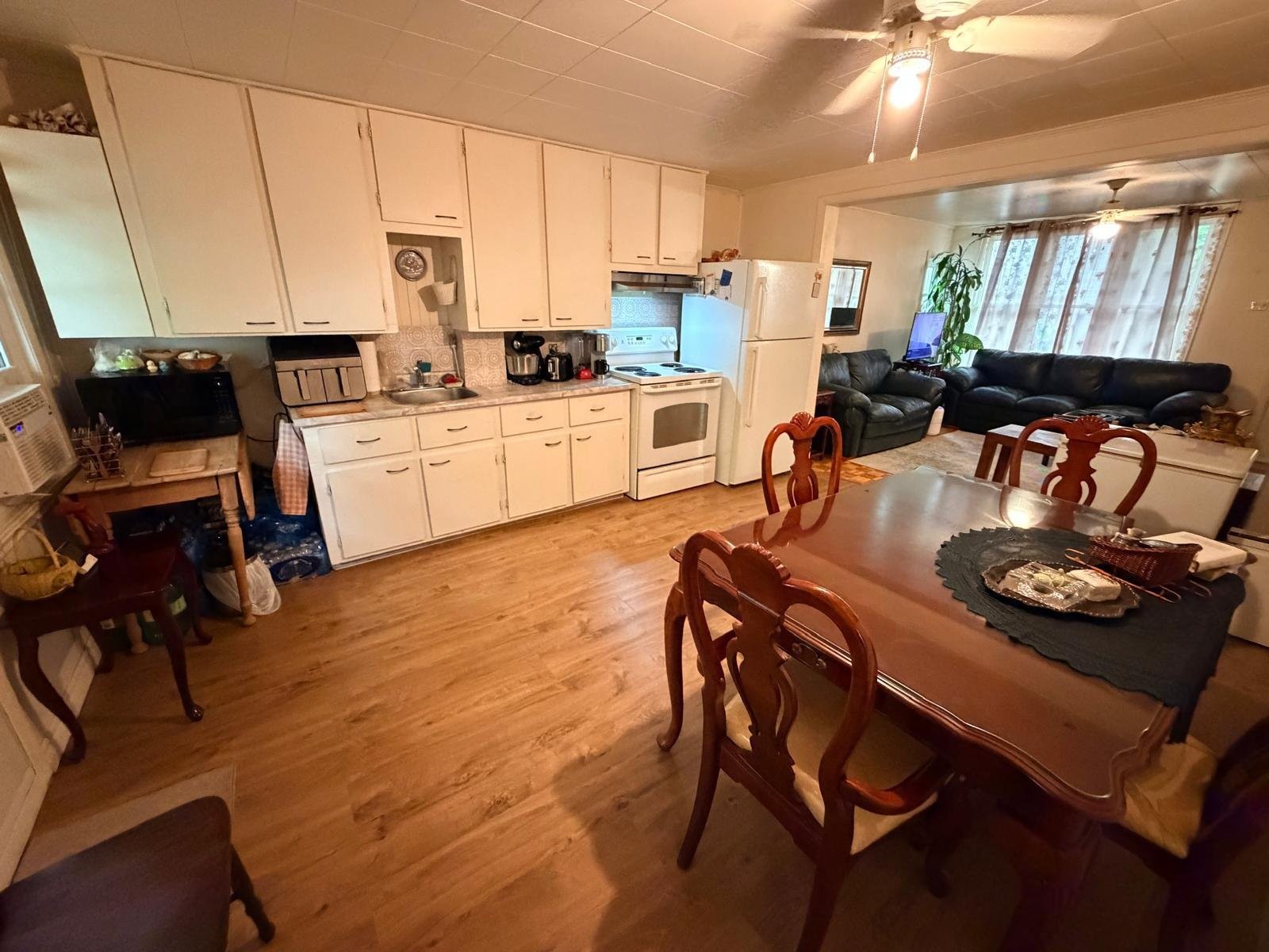 









157

 - 159


Rue Notre-Dame

,
L'Assomption,




QC
J5W3C9

