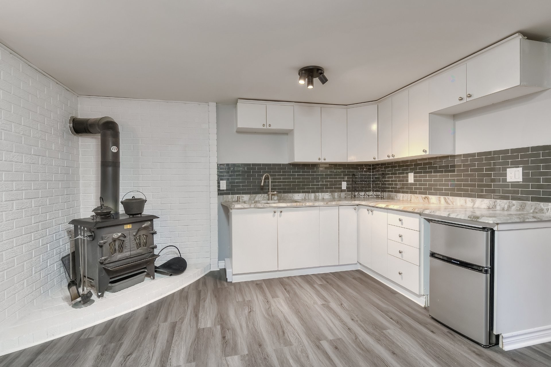 









3256


Rue Cherrier

,
Montréal (L'Île-Bizard/Sainte-Geneviève),




QC
H9C1E2

