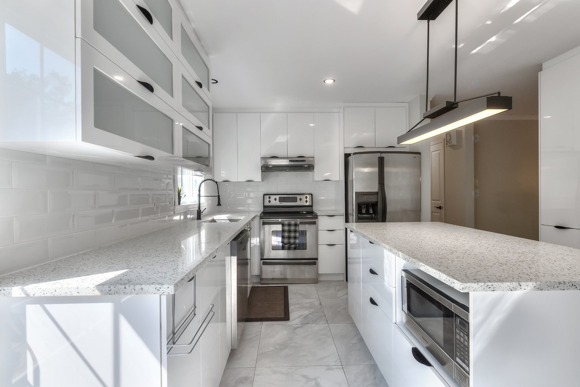 









3256


Rue Cherrier

,
Montréal (L'Île-Bizard/Sainte-Geneviève),




QC
H9C1E2

