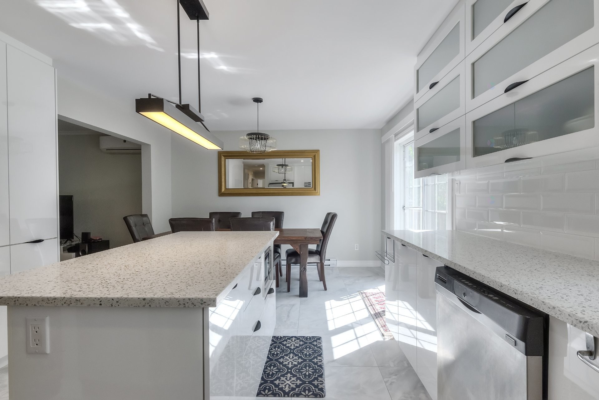 









3256


Rue Cherrier

,
Montréal (L'Île-Bizard/Sainte-Geneviève),




QC
H9C1E2


