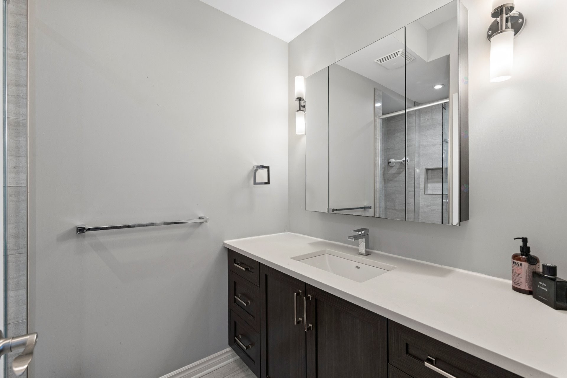 









114


Rue Kimpton

,
Rigaud,




QC
J0P1P0

