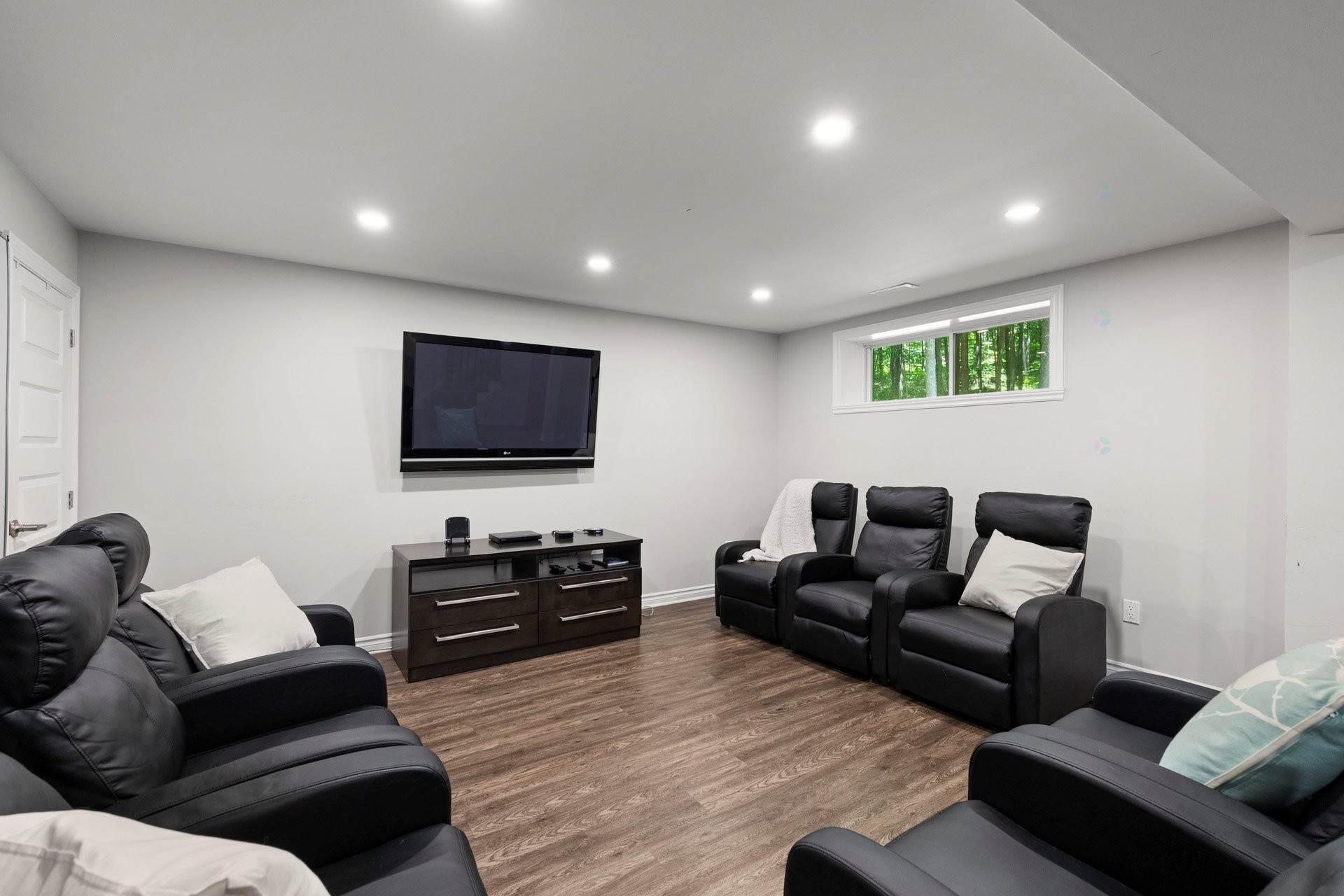 









114


Rue Kimpton

,
Rigaud,




QC
J0P1P0

