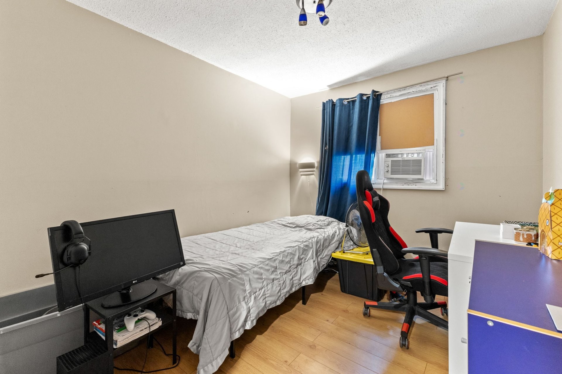 









53


Rue Conroy

,
Gatineau (Aylmer),




QC
J9H5L4

