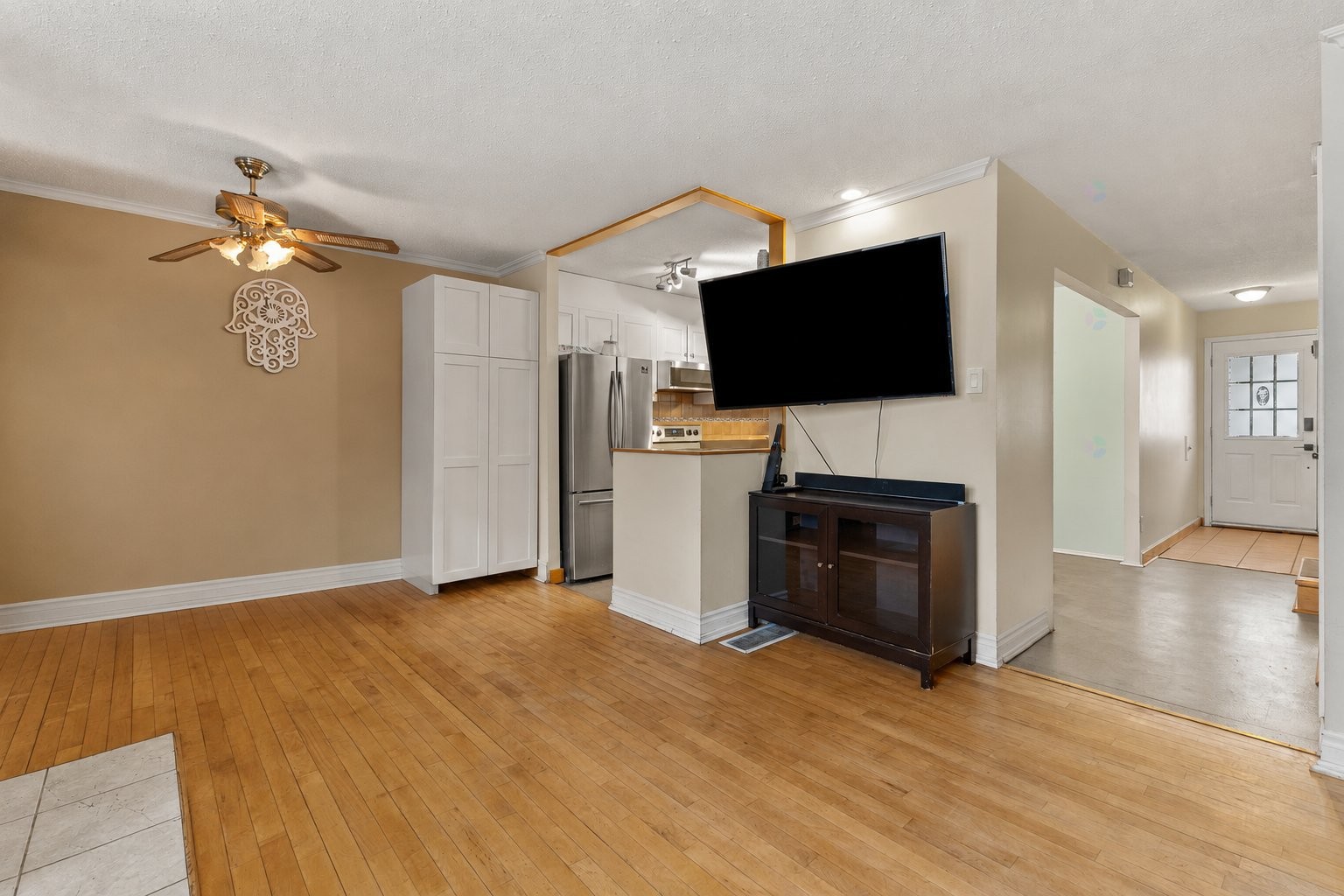 









53


Rue Conroy

,
Gatineau (Aylmer),




QC
J9H5L4

