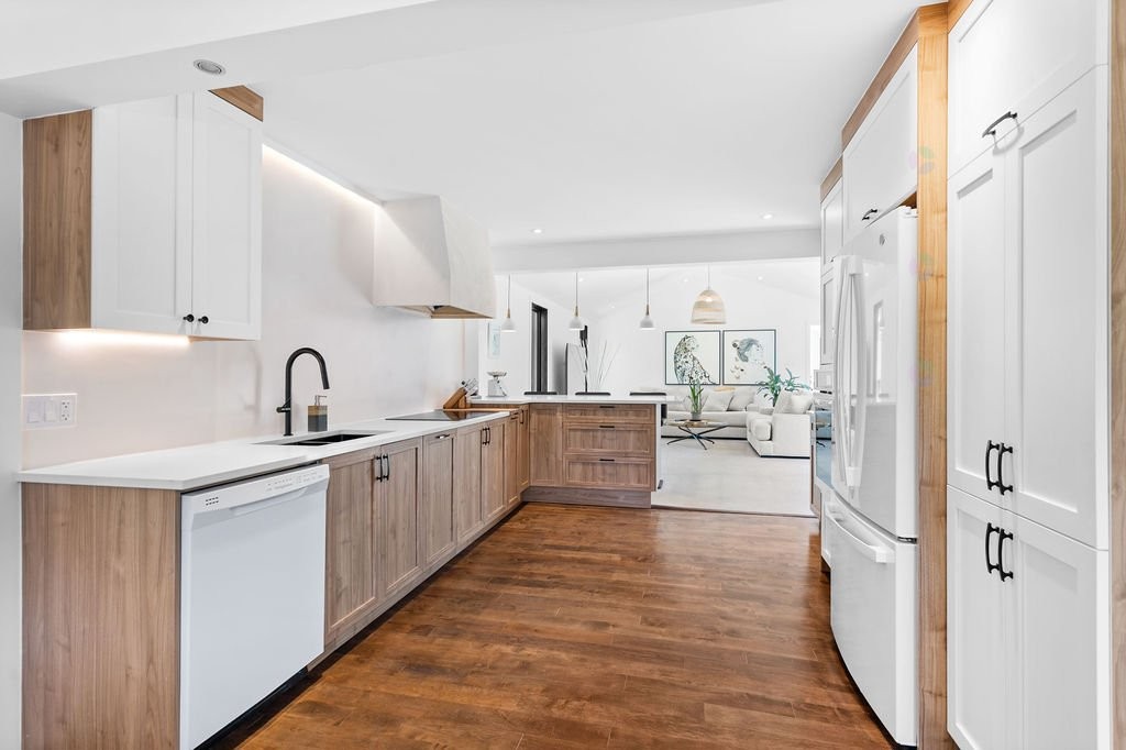 









76


465e Avenue

,
Saint-Hippolyte,




QC
J8A3E5

