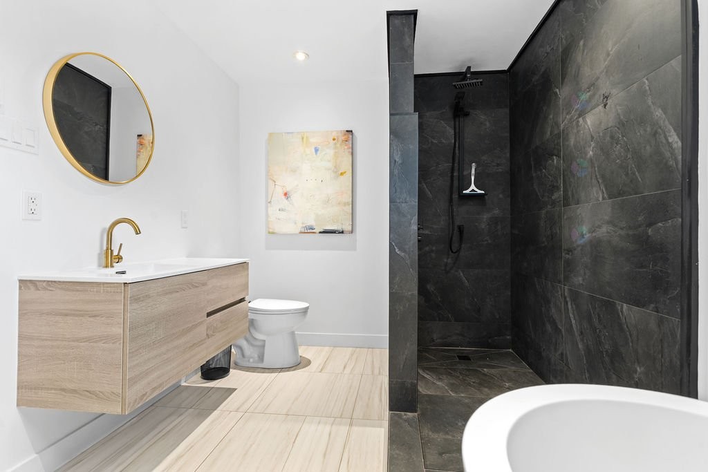 









76


465e Avenue

,
Saint-Hippolyte,




QC
J8A3E5

