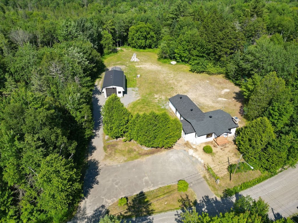 









76


465e Avenue

,
Saint-Hippolyte,




QC
J8A3E5

