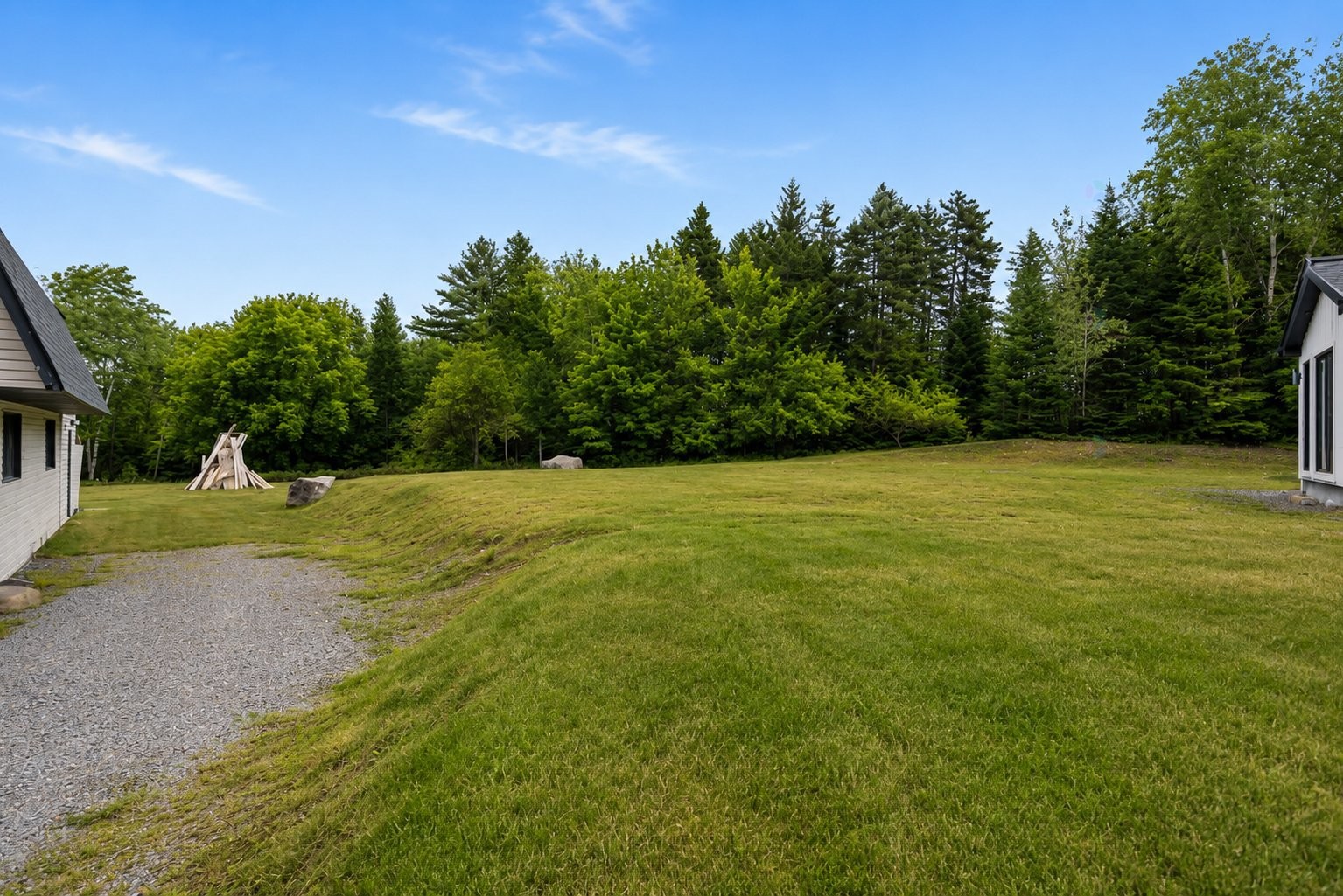 









76


465e Avenue

,
Saint-Hippolyte,




QC
J8A3E5

