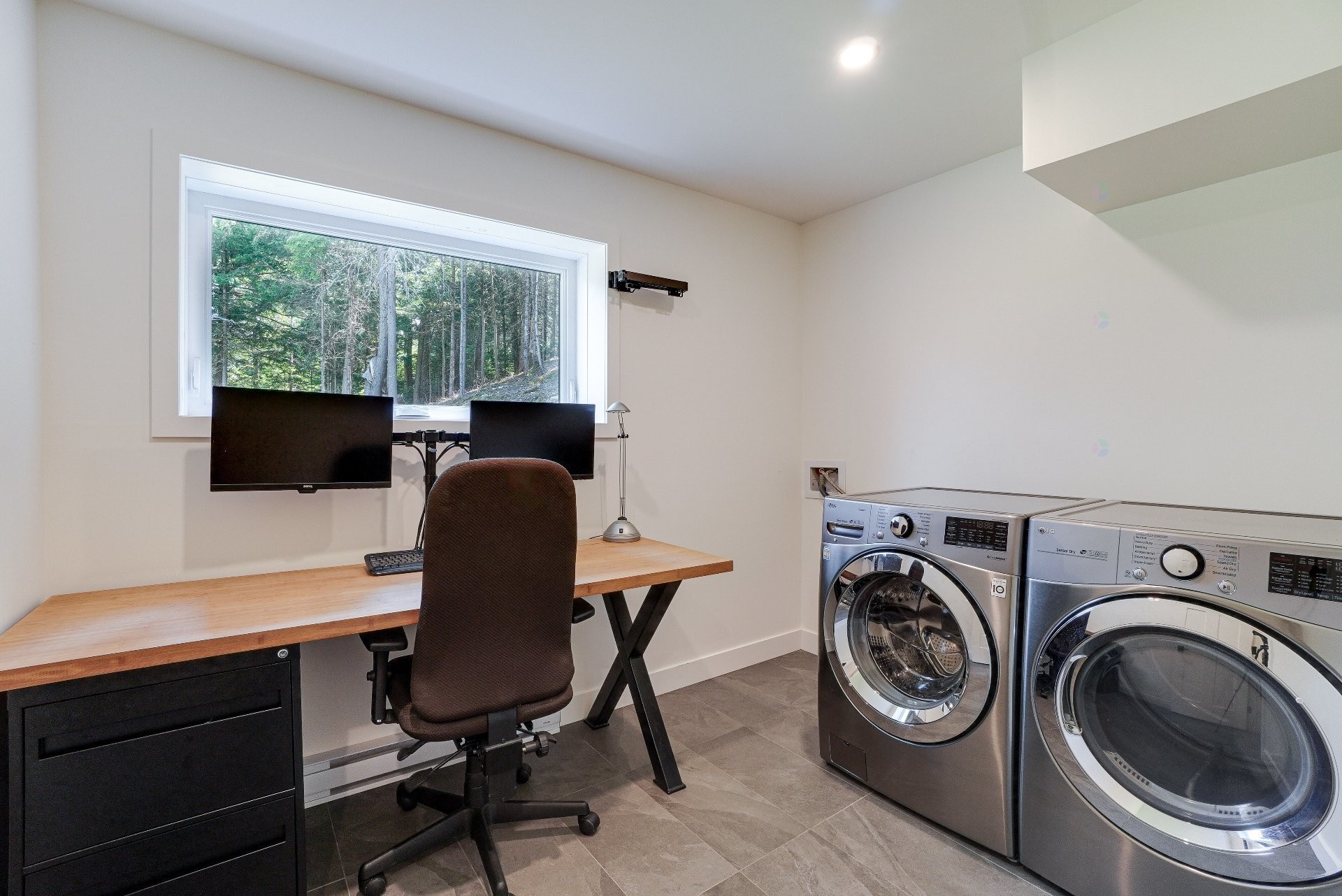 









219


Rue Gérard-Denis

,
Sainte-Marguerite-du-Lac-Masson,




QC
J0T1L0

