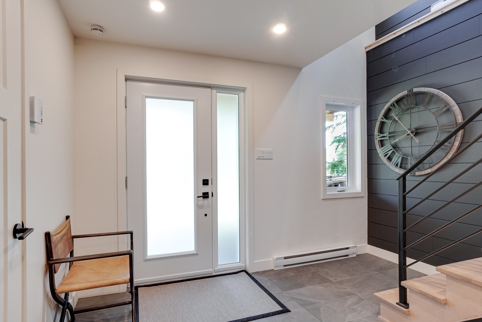 









219


Rue Gérard-Denis

,
Sainte-Marguerite-du-Lac-Masson,




QC
J0T1L0

