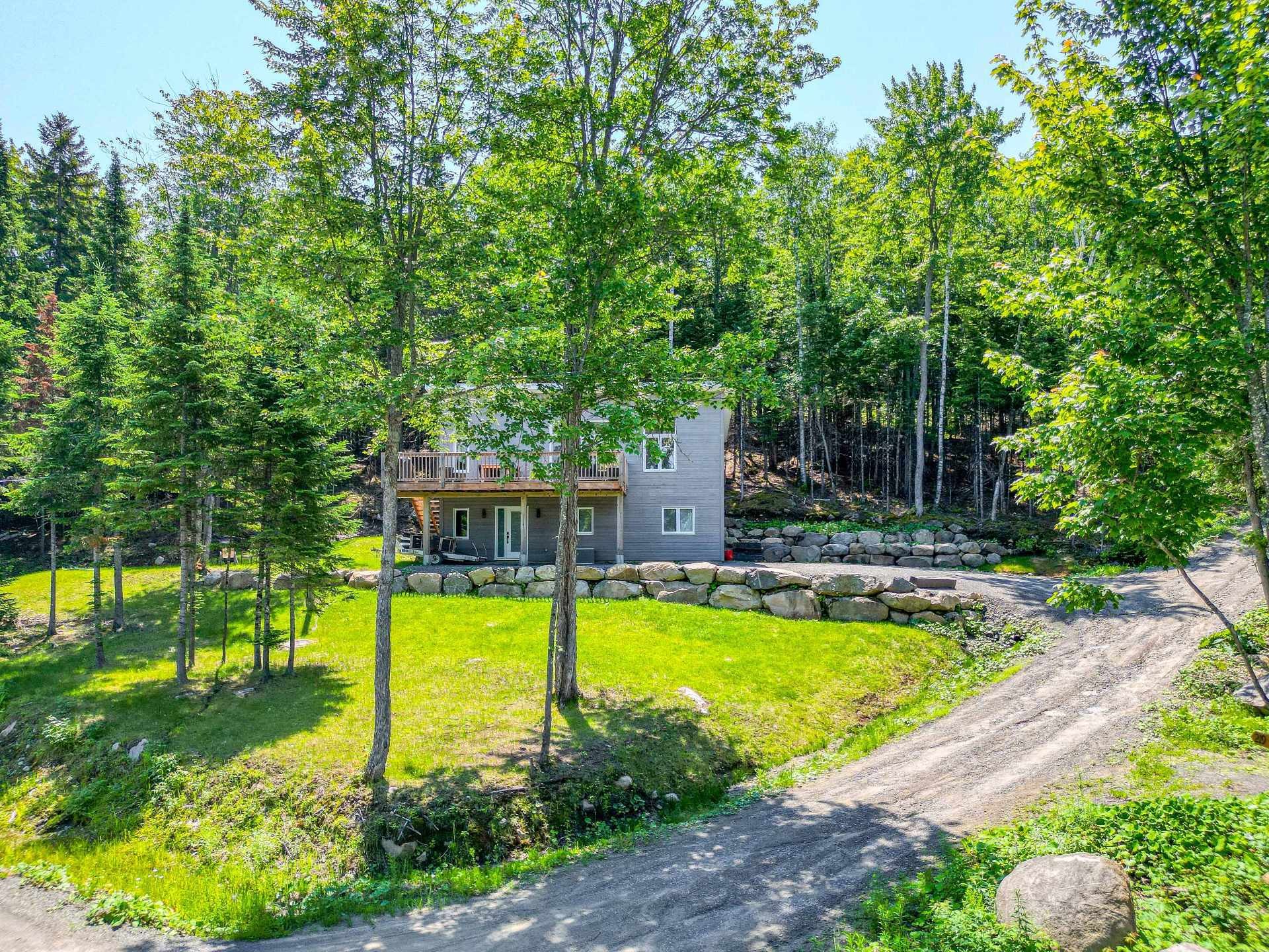 









219


Rue Gérard-Denis

,
Sainte-Marguerite-du-Lac-Masson,




QC
J0T1L0

