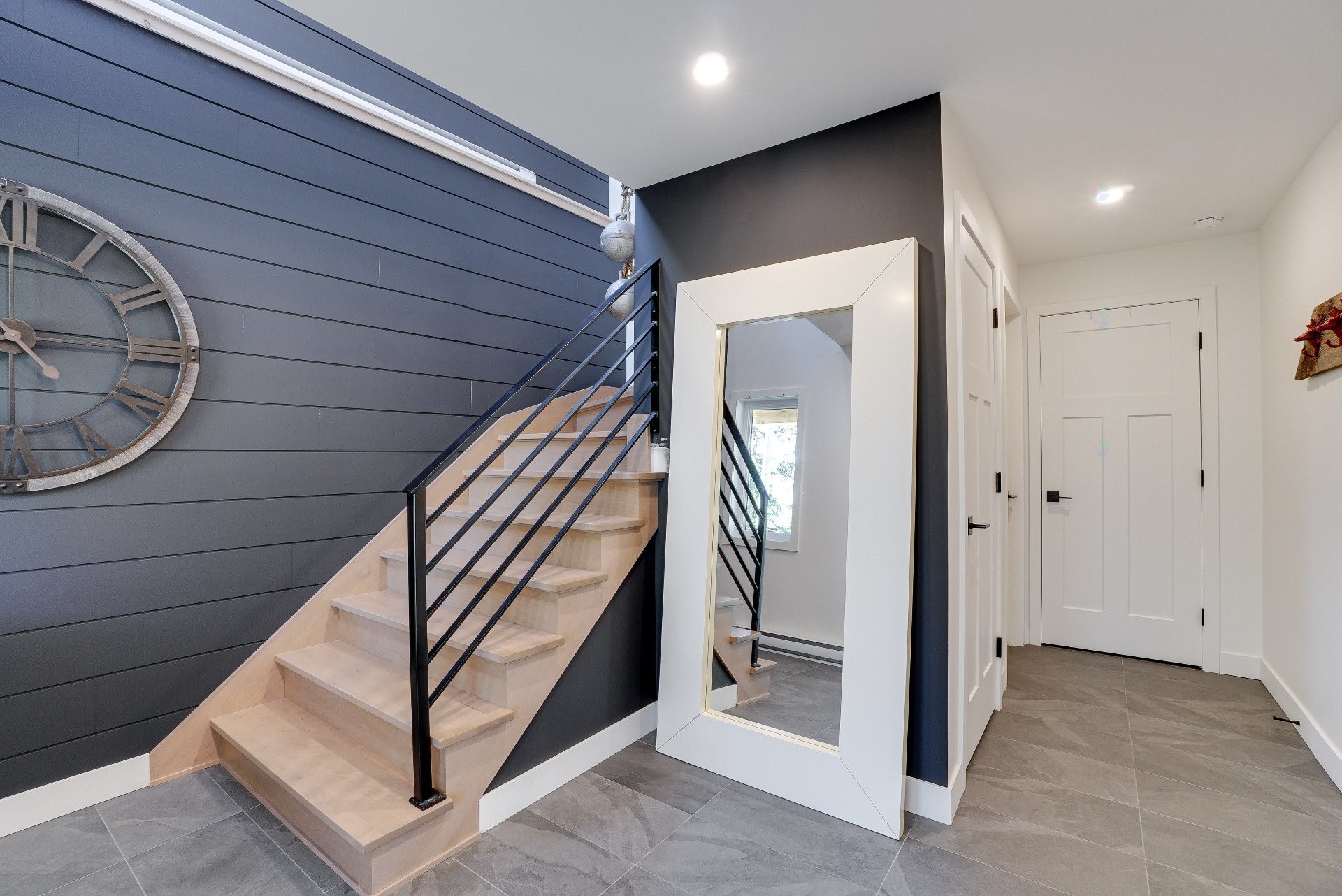 









219


Rue Gérard-Denis

,
Sainte-Marguerite-du-Lac-Masson,




QC
J0T1L0

