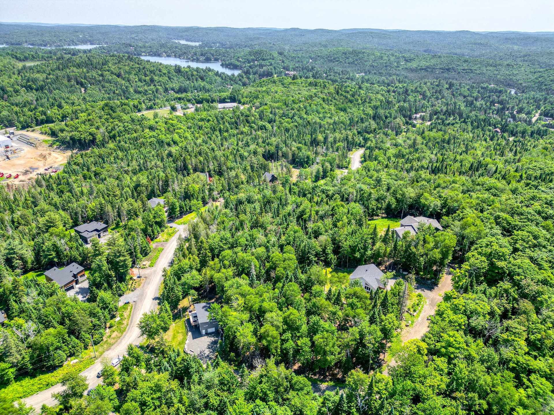 









219


Rue Gérard-Denis

,
Sainte-Marguerite-du-Lac-Masson,




QC
J0T1L0

