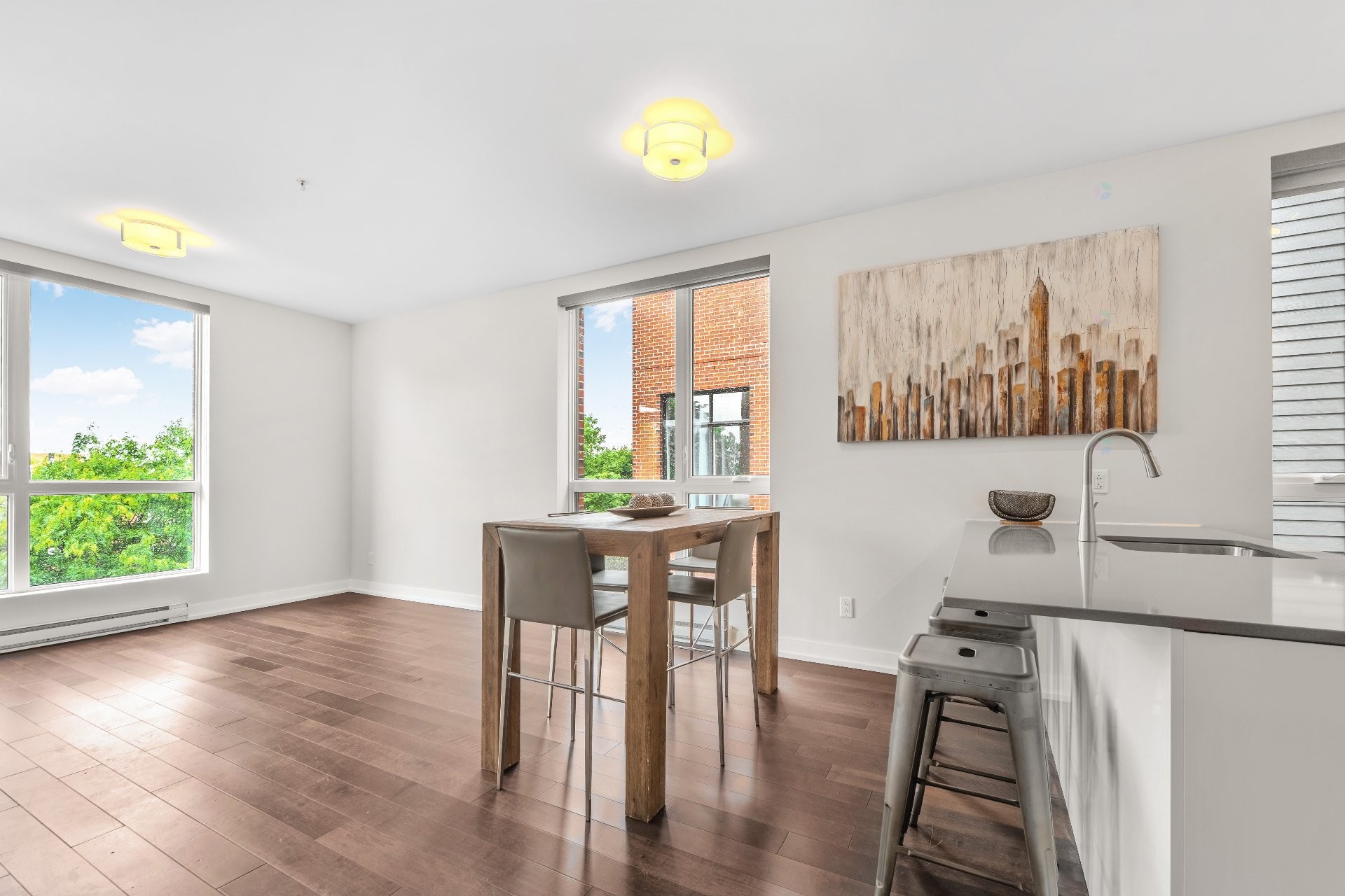 









420


19e Avenue

, 304,
Montréal (Lachine),




QC
H8S3S2

