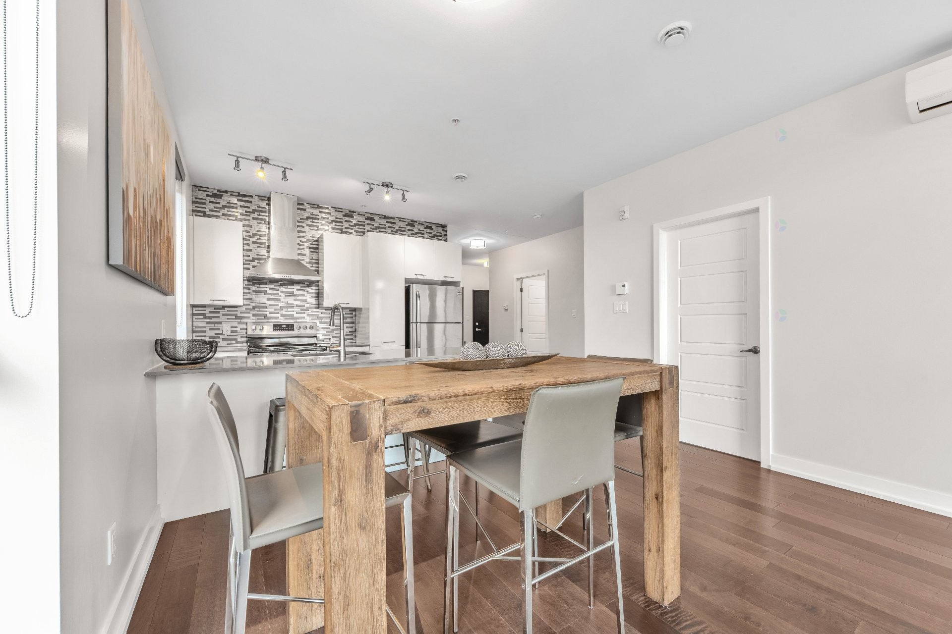 









420


19e Avenue

, 304,
Montréal (Lachine),




QC
H8S3S2

