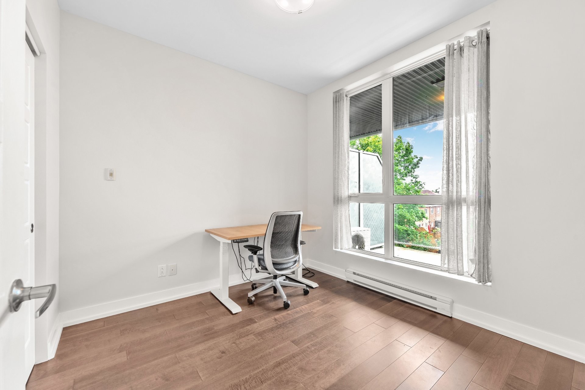









420


19e Avenue

, 304,
Montréal (Lachine),




QC
H8S3S2


