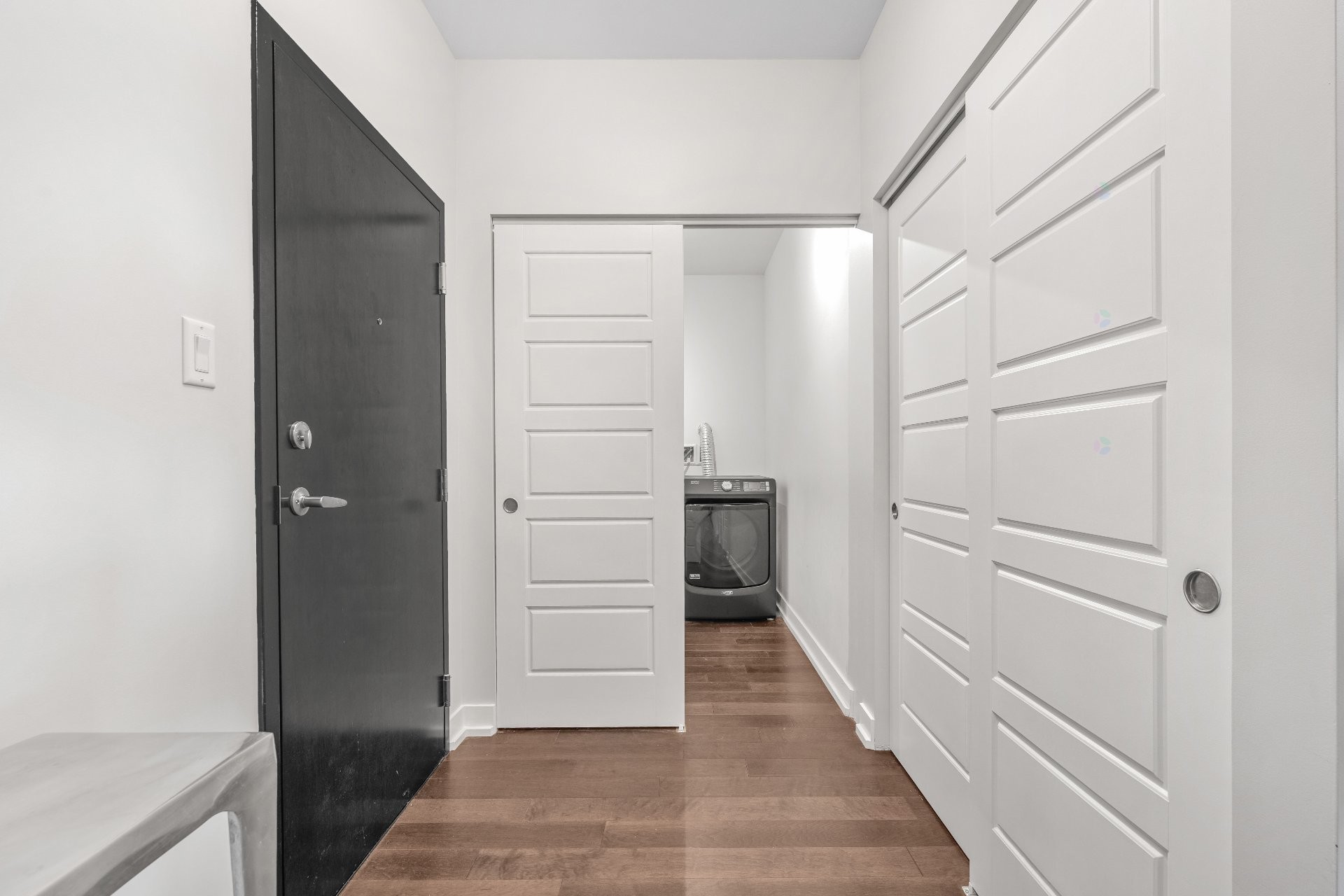 









420


19e Avenue

, 304,
Montréal (Lachine),




QC
H8S3S2


