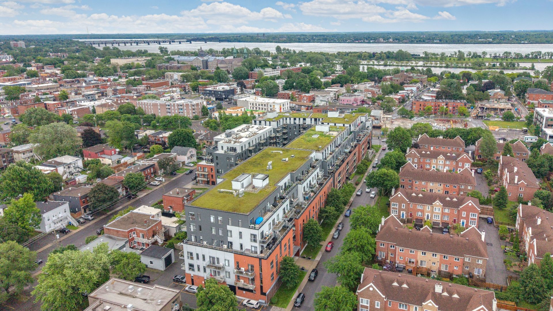 









420


19e Avenue

, 304,
Montréal (Lachine),




QC
H8S3S2

