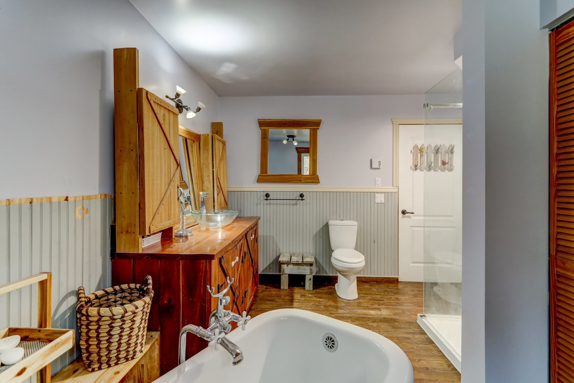 









2120


Ch. du Golf

,
Sainte-Lucie-des-Laurentides,




QC
J0T2J0

