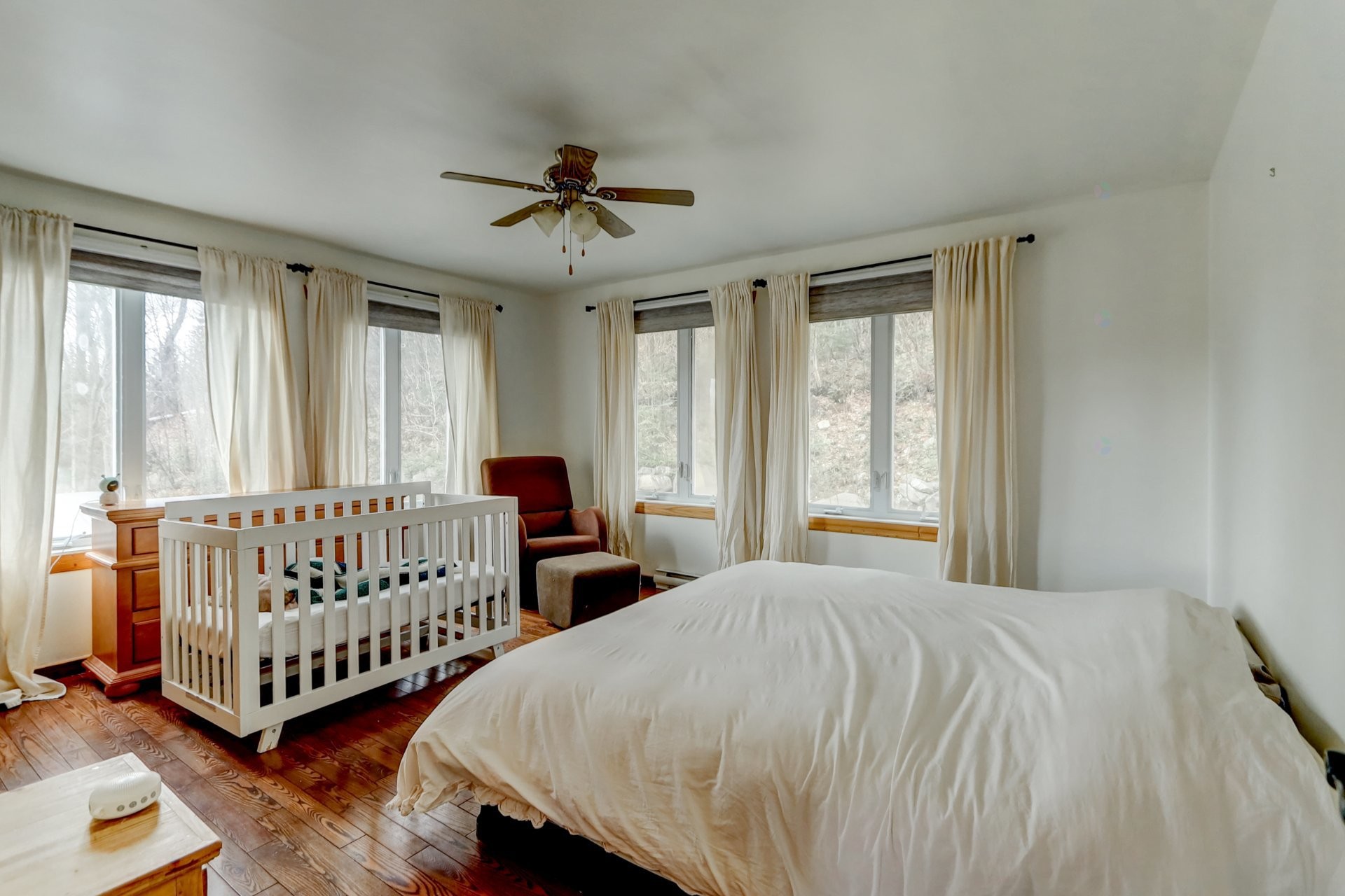 









2120


Ch. du Golf

,
Sainte-Lucie-des-Laurentides,




QC
J0T2J0

