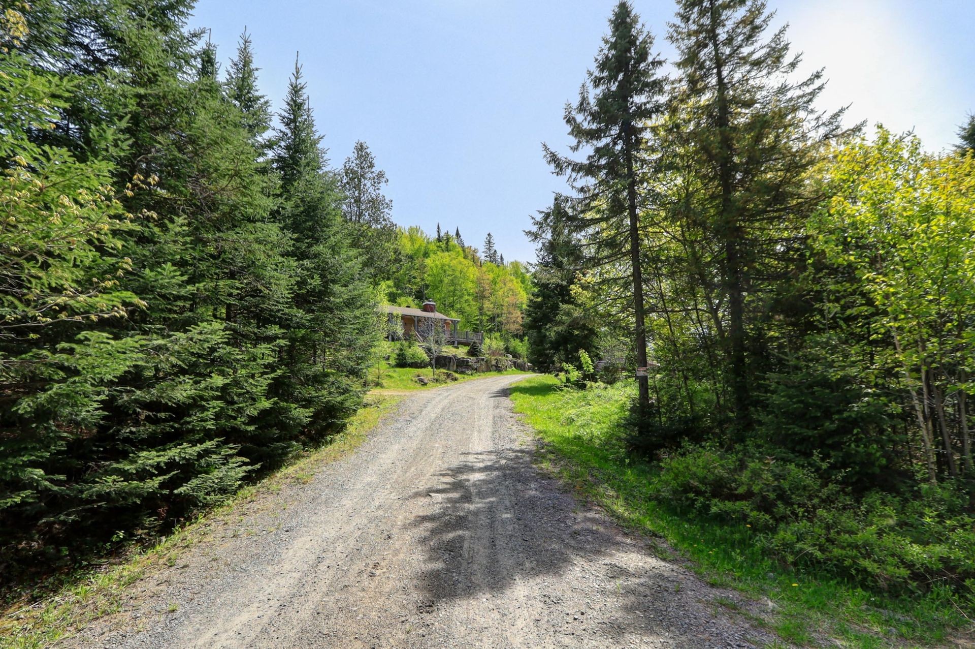 









2120Z


Ch. du Golf

,
Sainte-Lucie-des-Laurentides,







QC
J0T2J0

