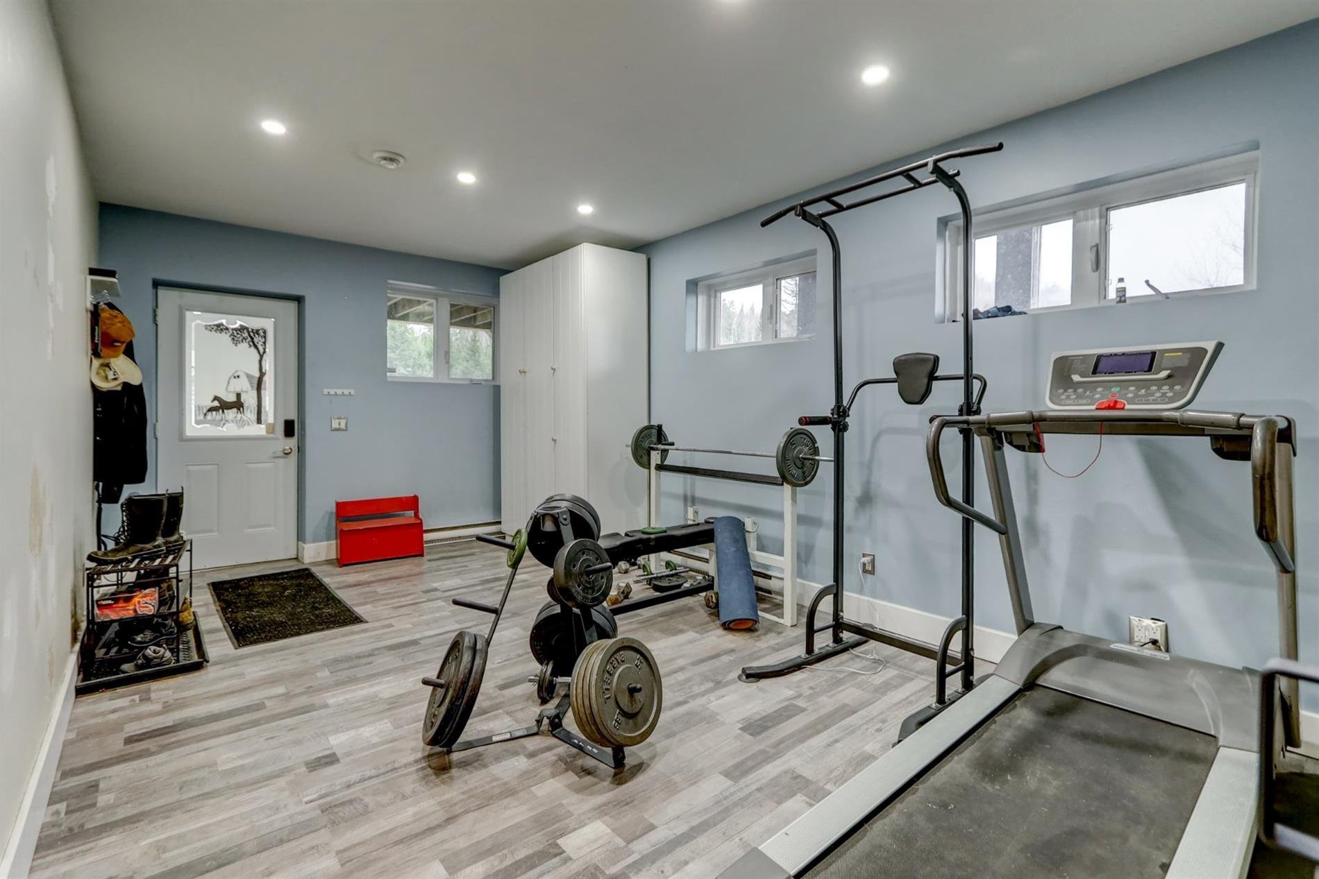 









2120Z


Ch. du Golf

,
Sainte-Lucie-des-Laurentides,







QC
J0T2J0

