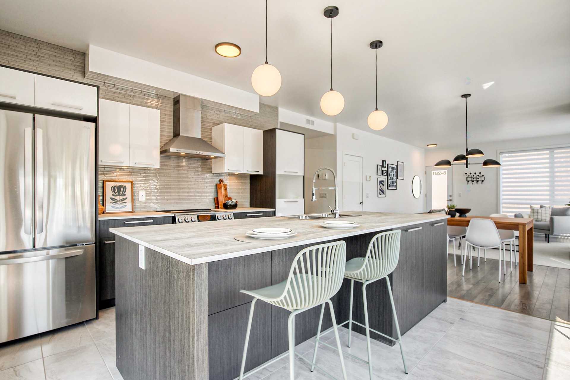 









281


Rue Prévert

, 8,
Saint-Basile-le-Grand,




QC
J3N1E8

