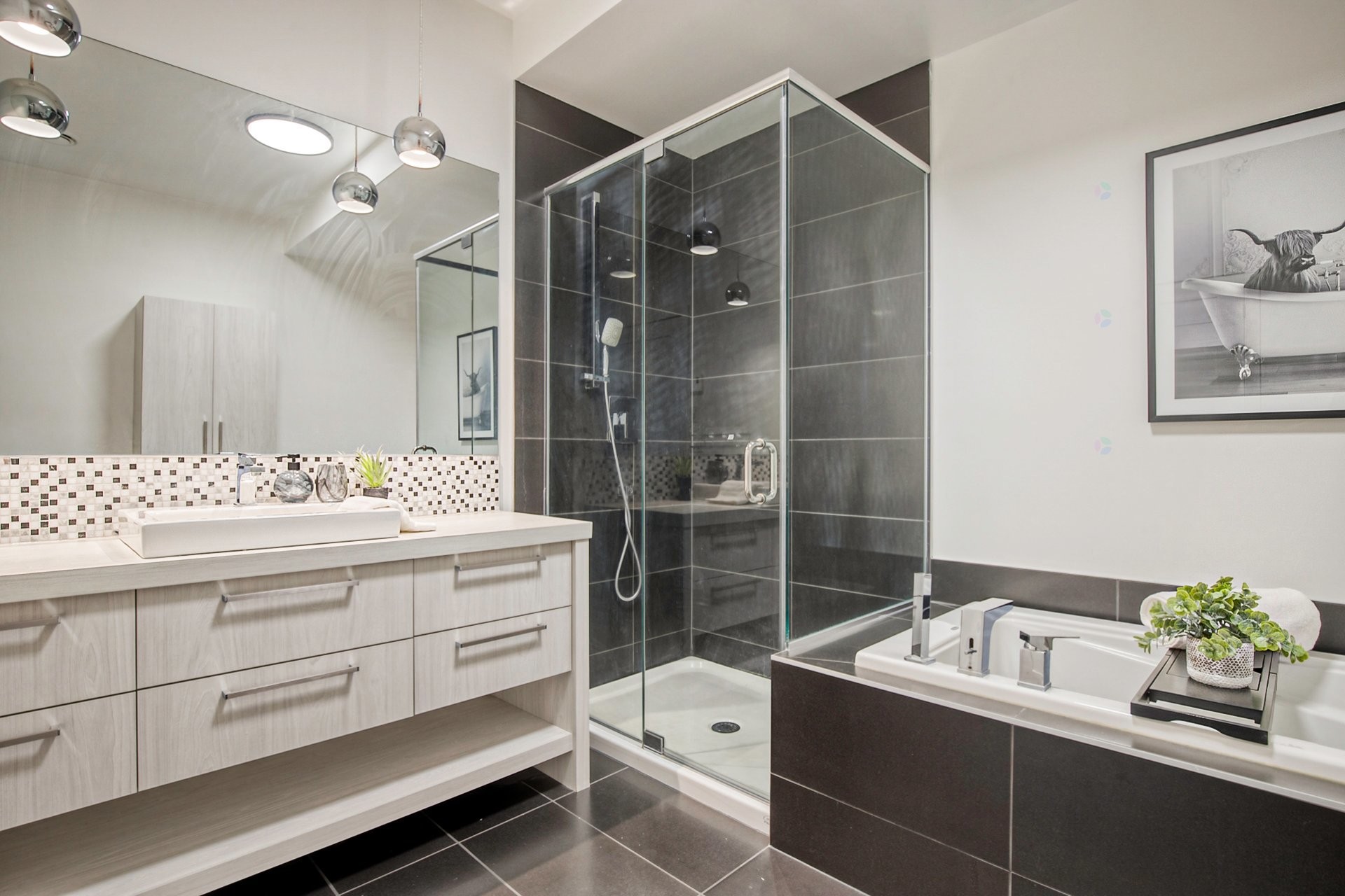 









281


Rue Prévert

, 8,
Saint-Basile-le-Grand,




QC
J3N1E8

